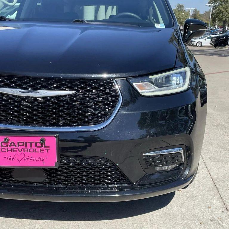used 2024 Chrysler Pacifica car, priced at $24,300