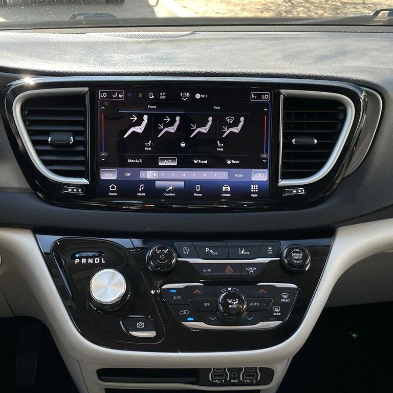 used 2024 Chrysler Pacifica car, priced at $24,300