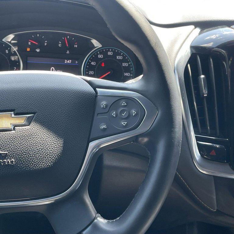 used 2023 Chevrolet Traverse car, priced at $31,906