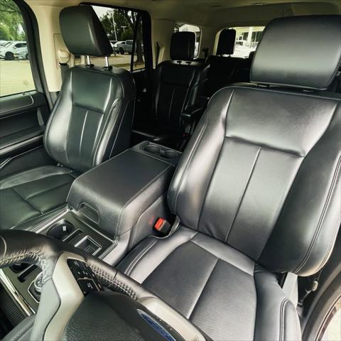 used 2024 Ford Expedition car, priced at $53,320