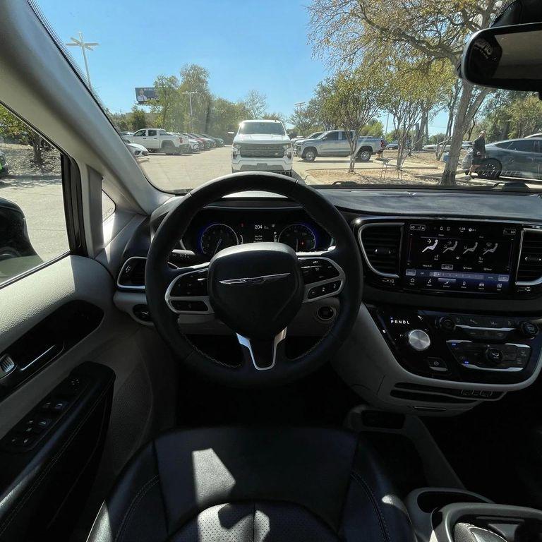 used 2024 Chrysler Pacifica car, priced at $28,646
