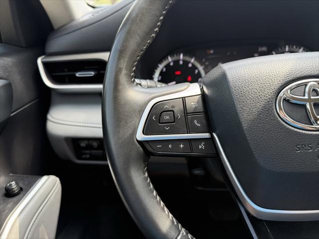 used 2023 Toyota Highlander car, priced at $34,129