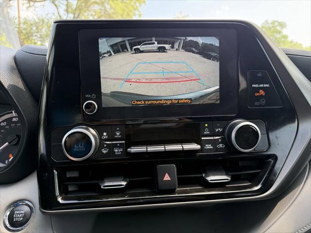 used 2023 Toyota Highlander car, priced at $34,129