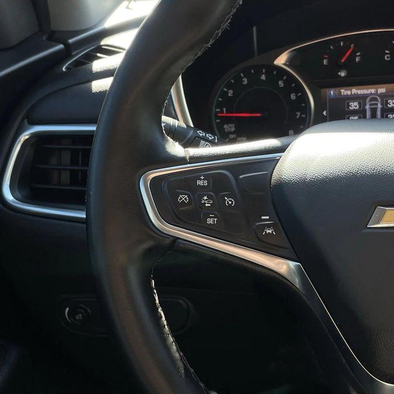 used 2023 Chevrolet Equinox car, priced at $19,486