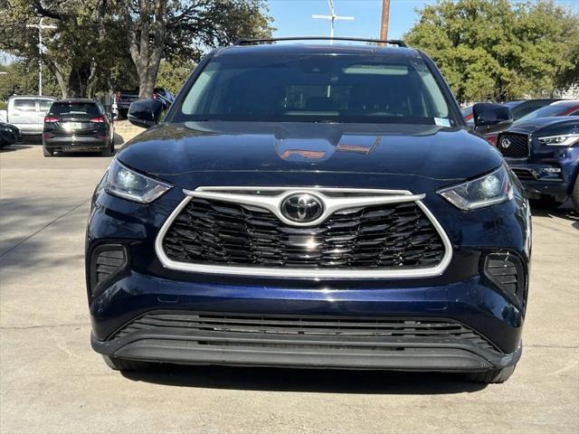 used 2021 Toyota Highlander car, priced at $27,576