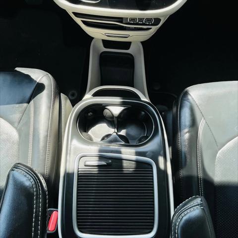 used 2022 Chrysler Pacifica car, priced at $21,194