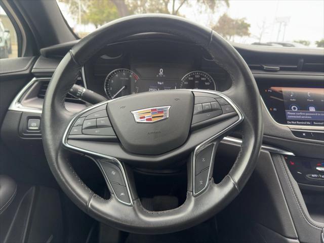 used 2022 Cadillac XT5 car, priced at $27,475