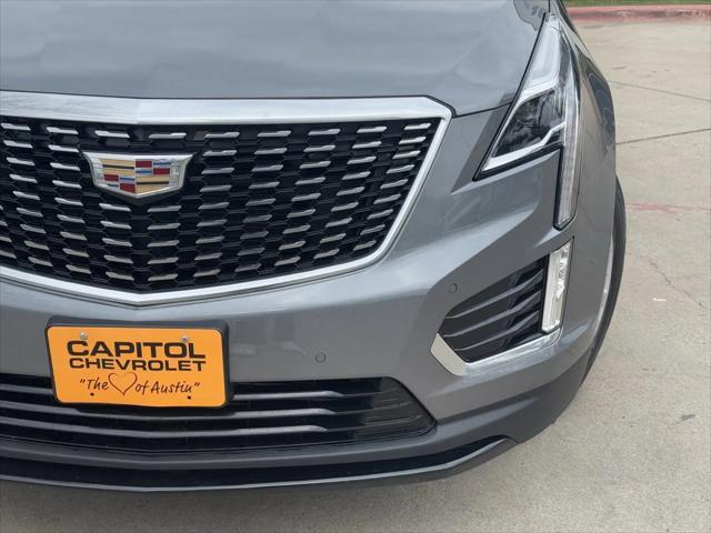 used 2022 Cadillac XT5 car, priced at $27,475