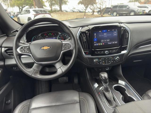 used 2022 Chevrolet Traverse car, priced at $28,560