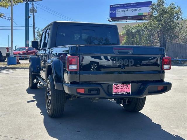 used 2022 Jeep Gladiator car, priced at $33,615