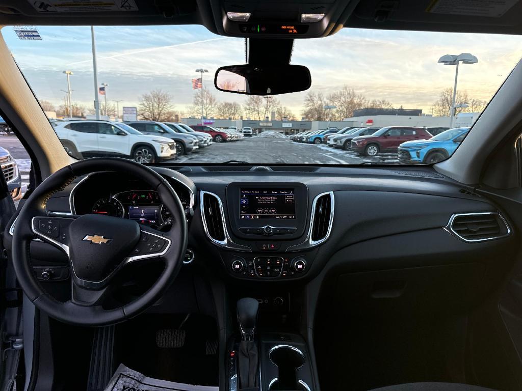 used 2022 Chevrolet Equinox car