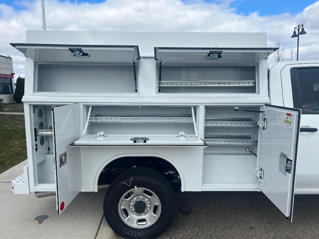 new 2024 Chevrolet Silverado 2500 car