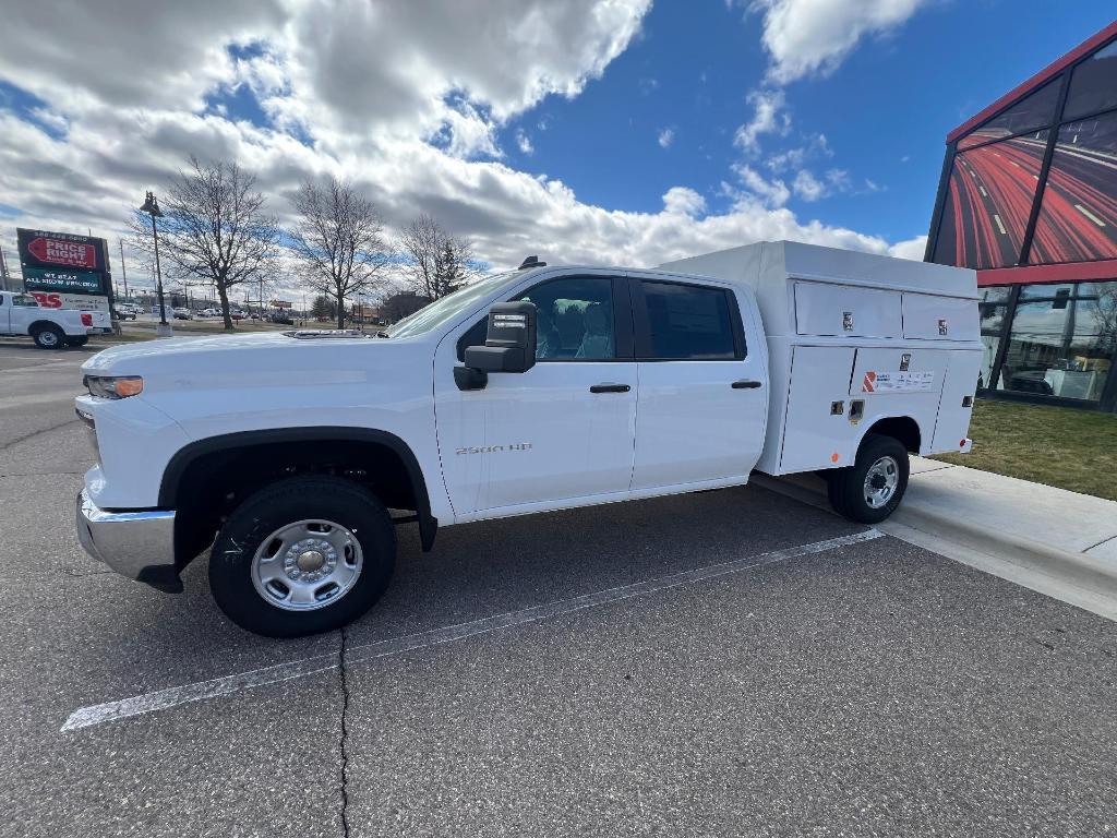 new 2024 Chevrolet Silverado 2500 car