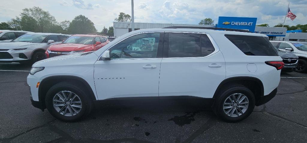 used 2022 Chevrolet Traverse car, priced at $28,980