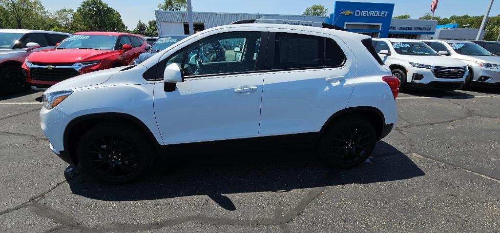 used 2022 Chevrolet Trax car, priced at $17,980