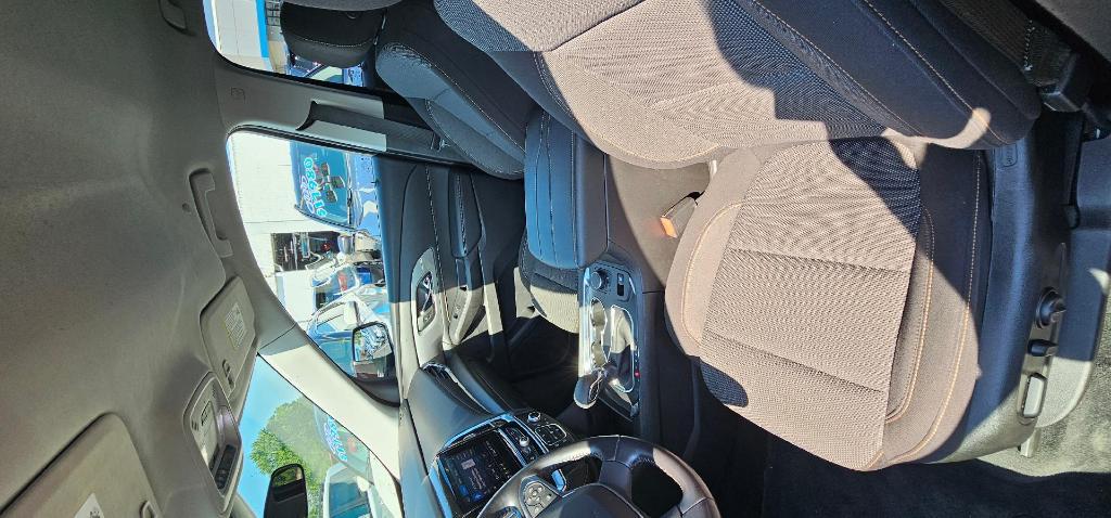 used 2021 Chevrolet Traverse car, priced at $25,980