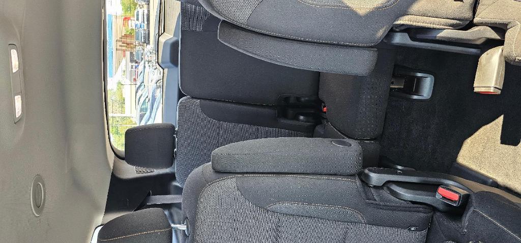 used 2021 Chevrolet Traverse car, priced at $25,980