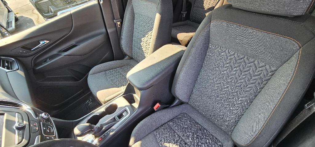 used 2022 Chevrolet Equinox car, priced at $20,980