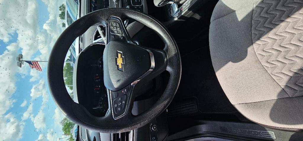 used 2024 Chevrolet Equinox car, priced at $22,980