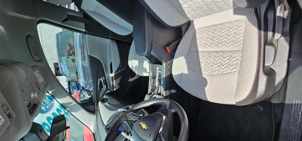 used 2024 Chevrolet Equinox car, priced at $22,980