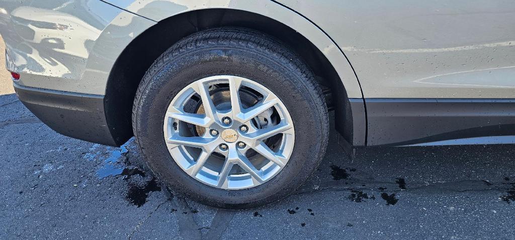 used 2024 Chevrolet Equinox car, priced at $22,980