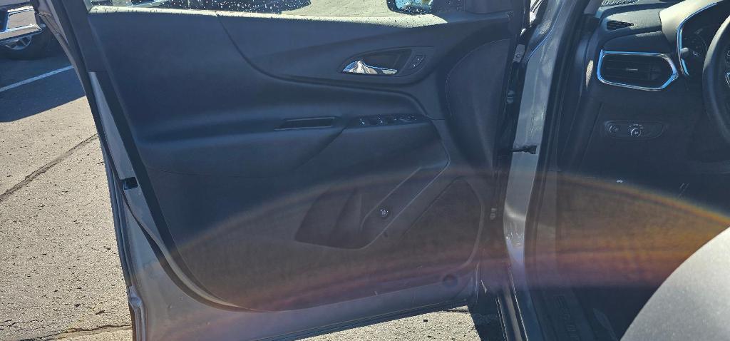 used 2024 Chevrolet Equinox car, priced at $22,980