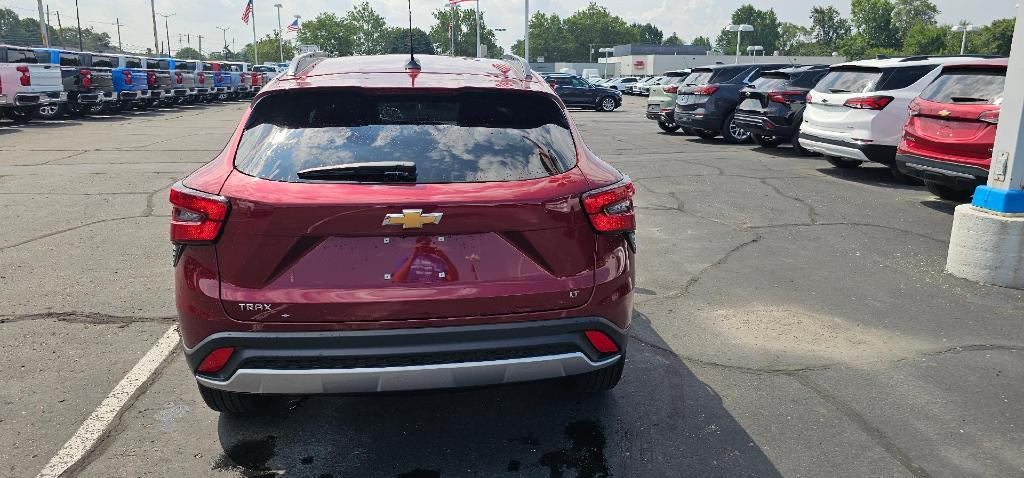 used 2024 Chevrolet Trax car, priced at $22,980