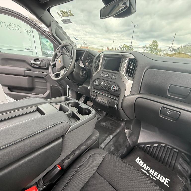 new 2024 Chevrolet Silverado 2500 car