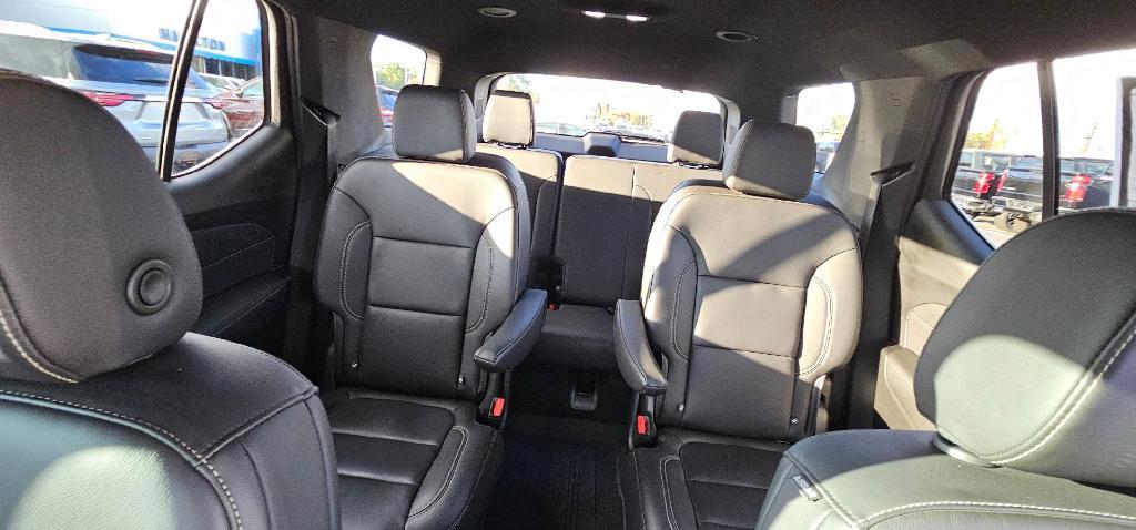 used 2023 Chevrolet Traverse car, priced at $29,980
