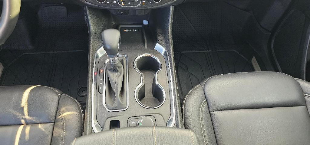 used 2023 Chevrolet Traverse car, priced at $29,980