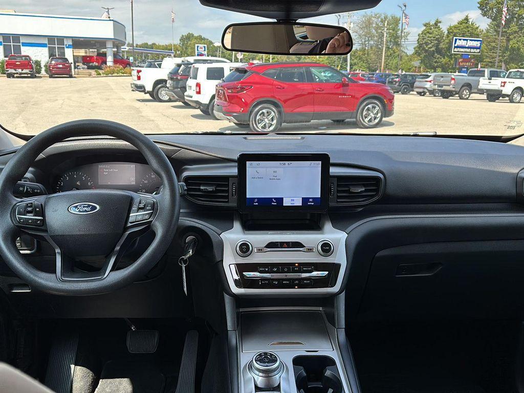used 2023 Ford Explorer car, priced at $21,000