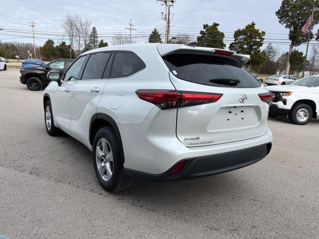 used 2022 Toyota Highlander car, priced at $29,545