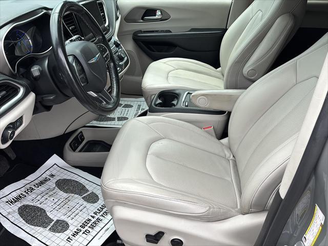 used 2021 Chrysler Pacifica Hybrid car, priced at $24,600