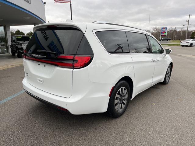 used 2021 Chrysler Pacifica car, priced at $19,545