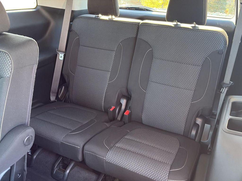 used 2023 GMC Acadia car, priced at $29,388