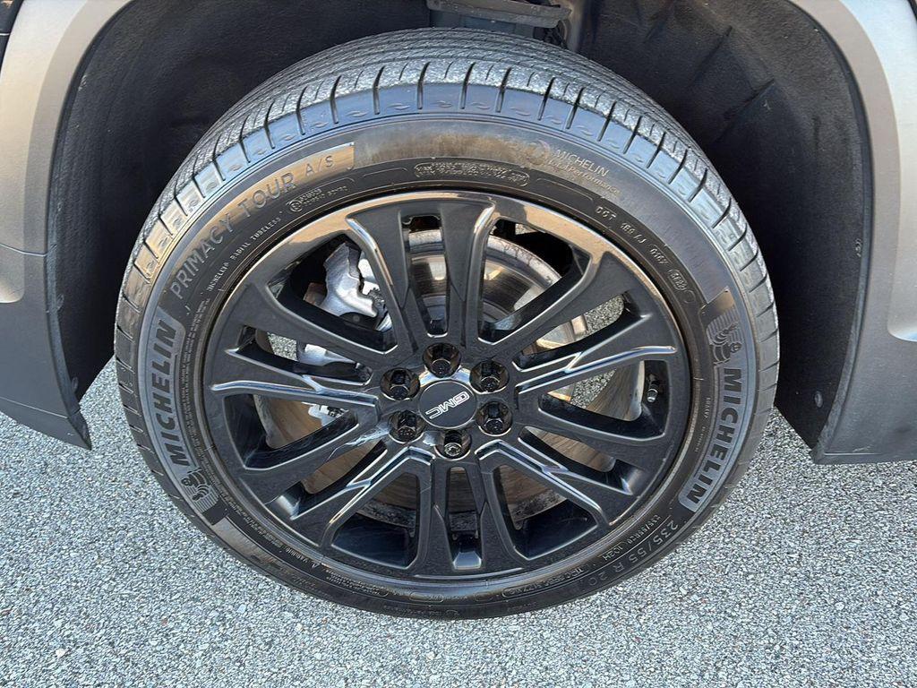 used 2023 GMC Acadia car, priced at $29,388