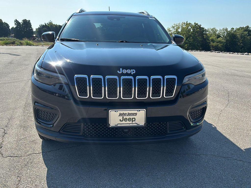 used 2021 Jeep Cherokee car, priced at $18,400