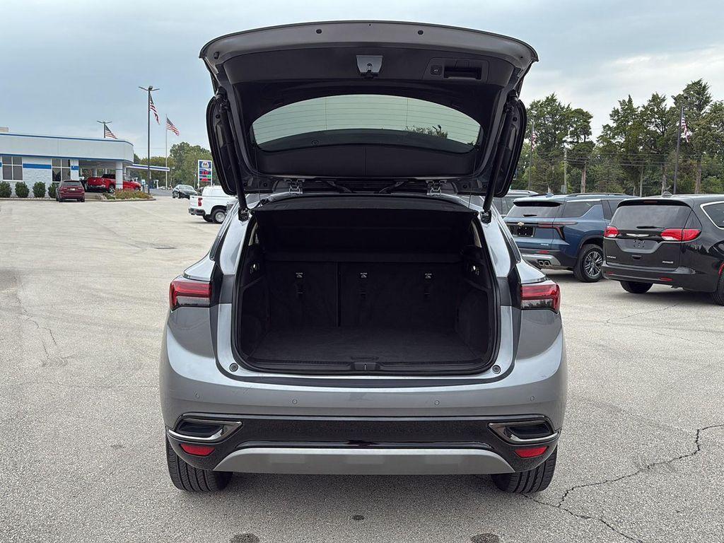 used 2022 Buick Envision car, priced at $26,186