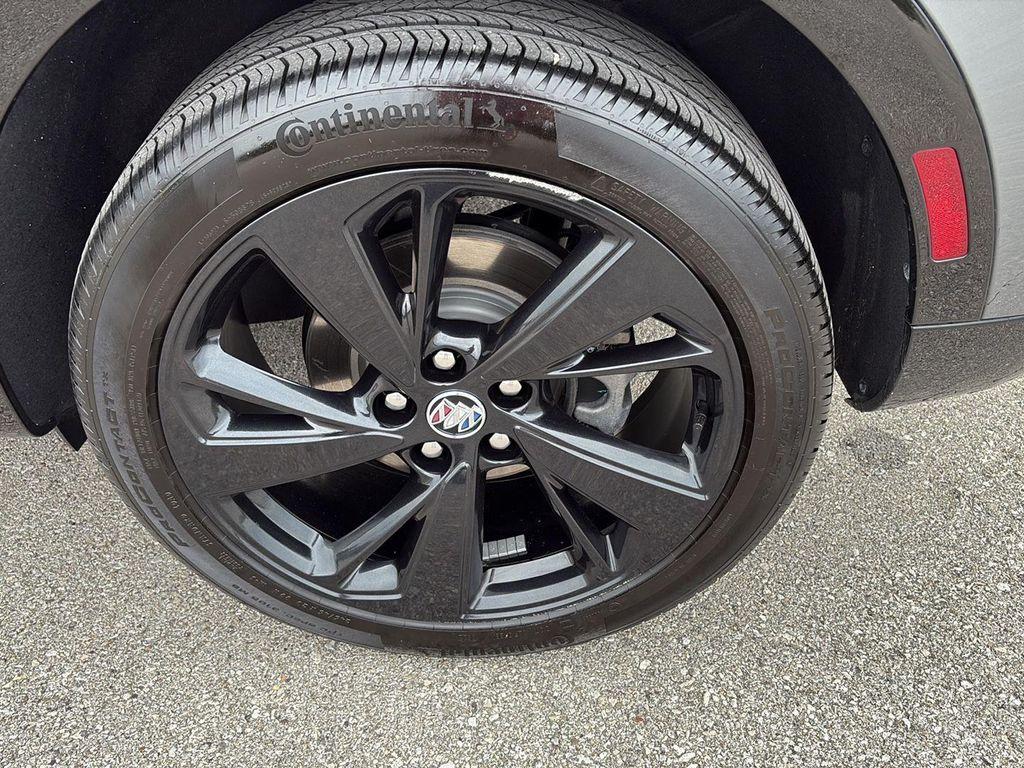 used 2022 Buick Envision car, priced at $26,186