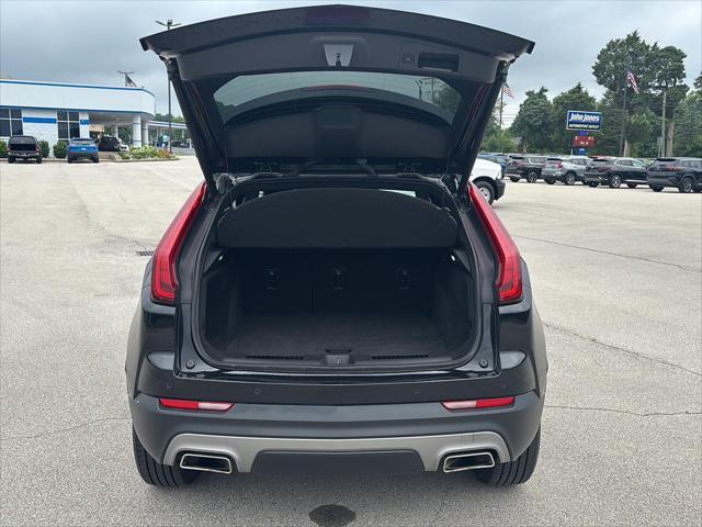 used 2022 Cadillac XT4 car, priced at $26,400