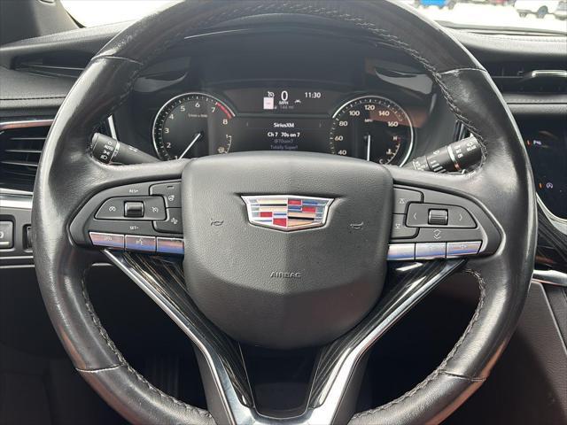 used 2023 Cadillac XT6 car, priced at $35,995