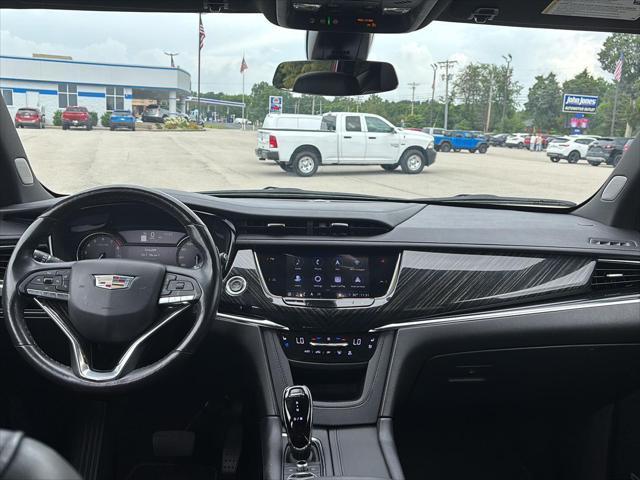 used 2023 Cadillac XT6 car, priced at $35,995