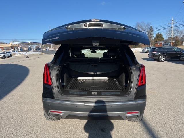 used 2021 Cadillac XT5 car, priced at $30,995