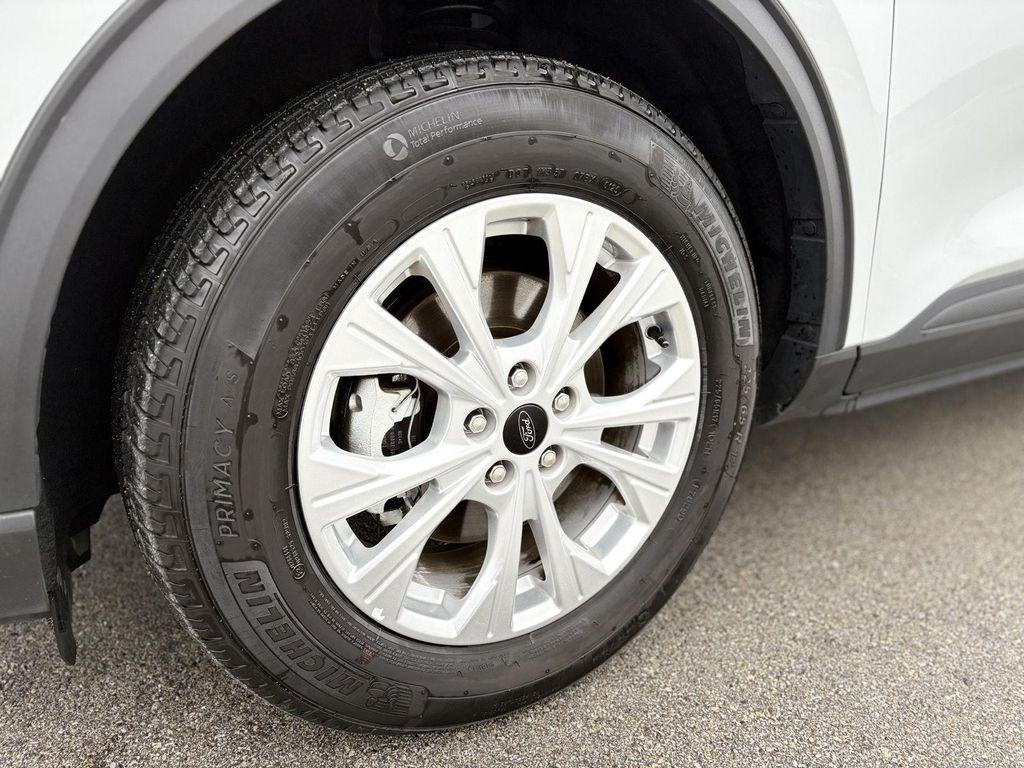 used 2025 Ford Escape car, priced at $23,500