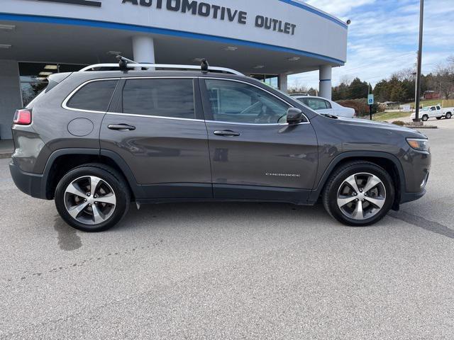 used 2019 Jeep Cherokee car, priced at $13,645