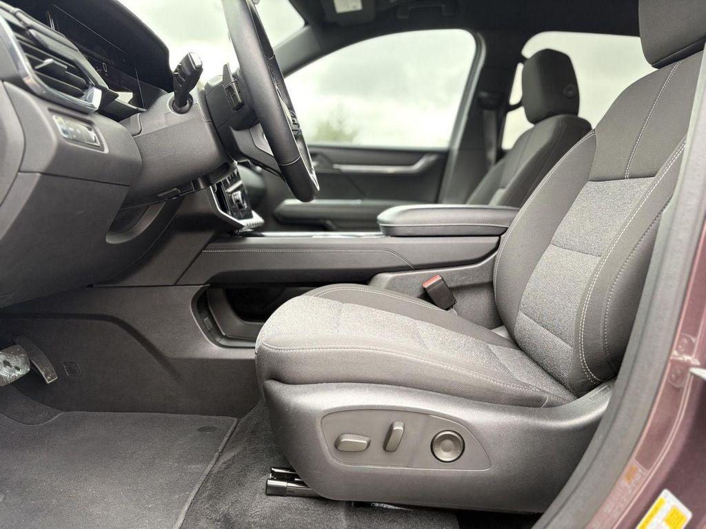 used 2025 GMC Acadia car, priced at $33,995