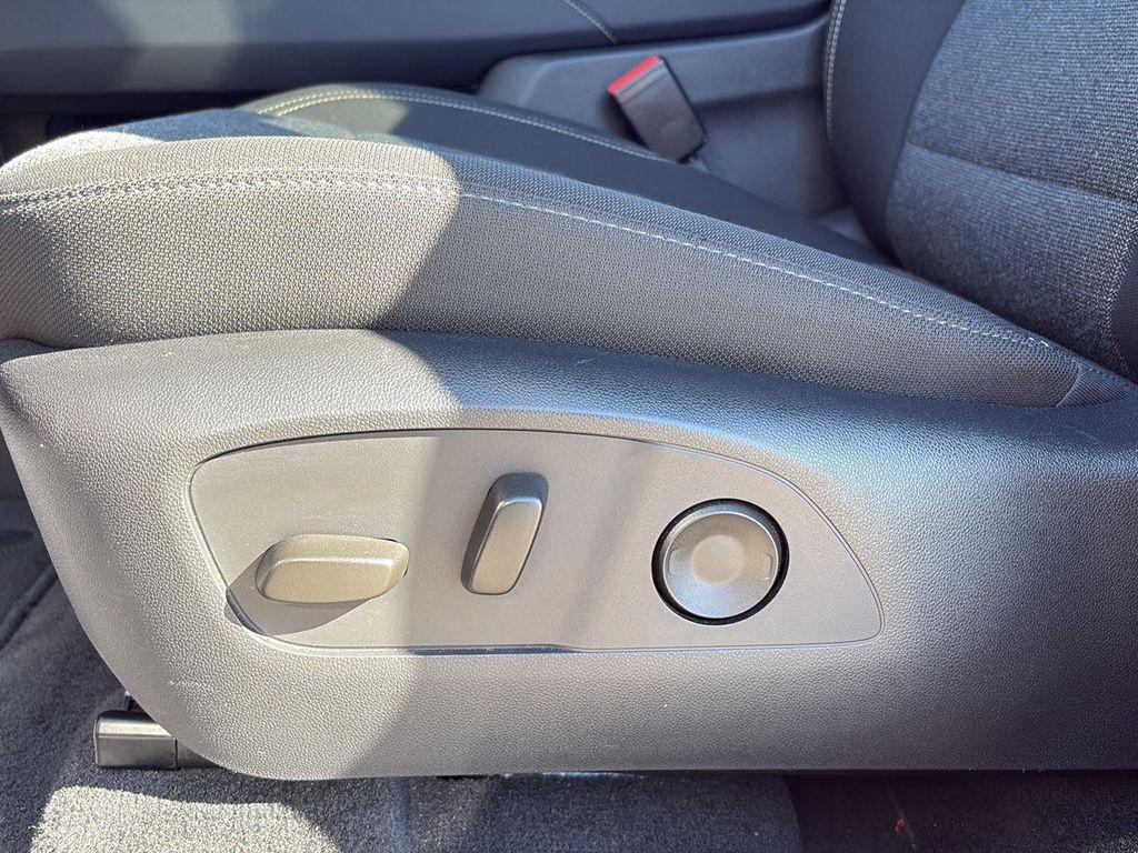 used 2025 GMC Acadia car, priced at $34,388