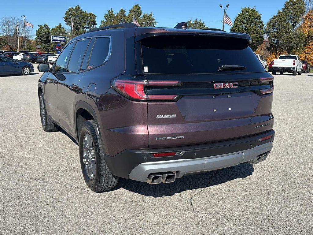 used 2025 GMC Acadia car, priced at $34,388