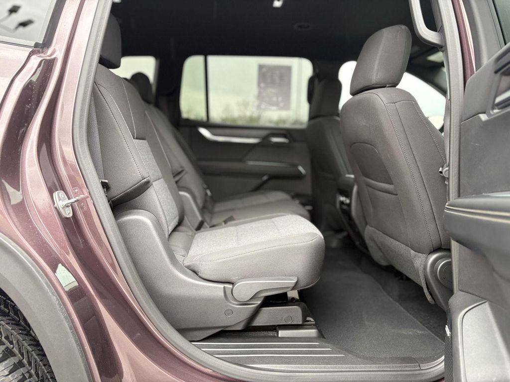 used 2025 GMC Acadia car, priced at $33,995