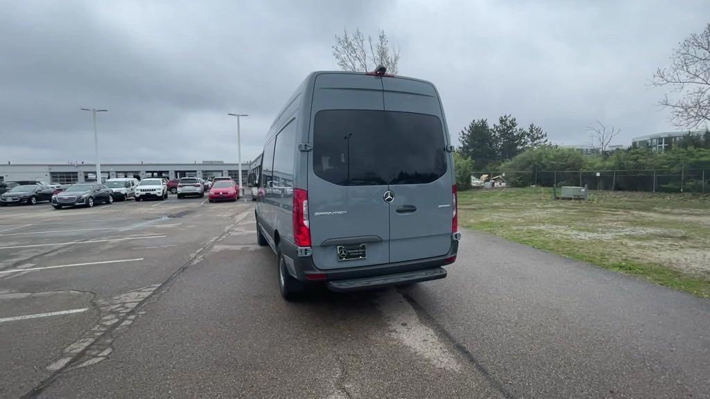 new 2024 Mercedes-Benz Sprinter 2500 car